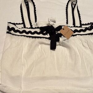 Blu Pepper White Top with Black Accents